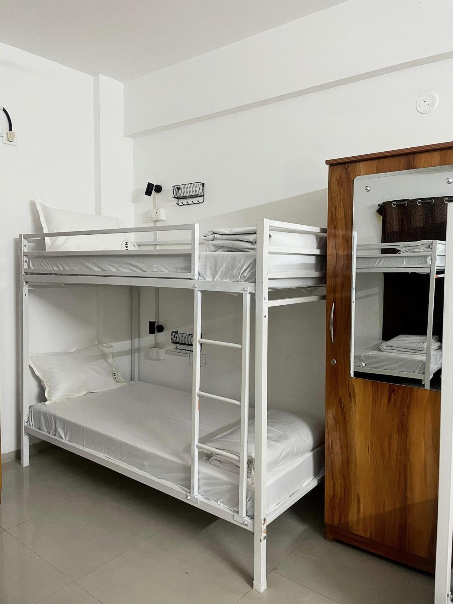 Hoshtel99 - Lux - Stay, Cowork And Cafe - Luxurious Bungalow Pune Exteriör bild