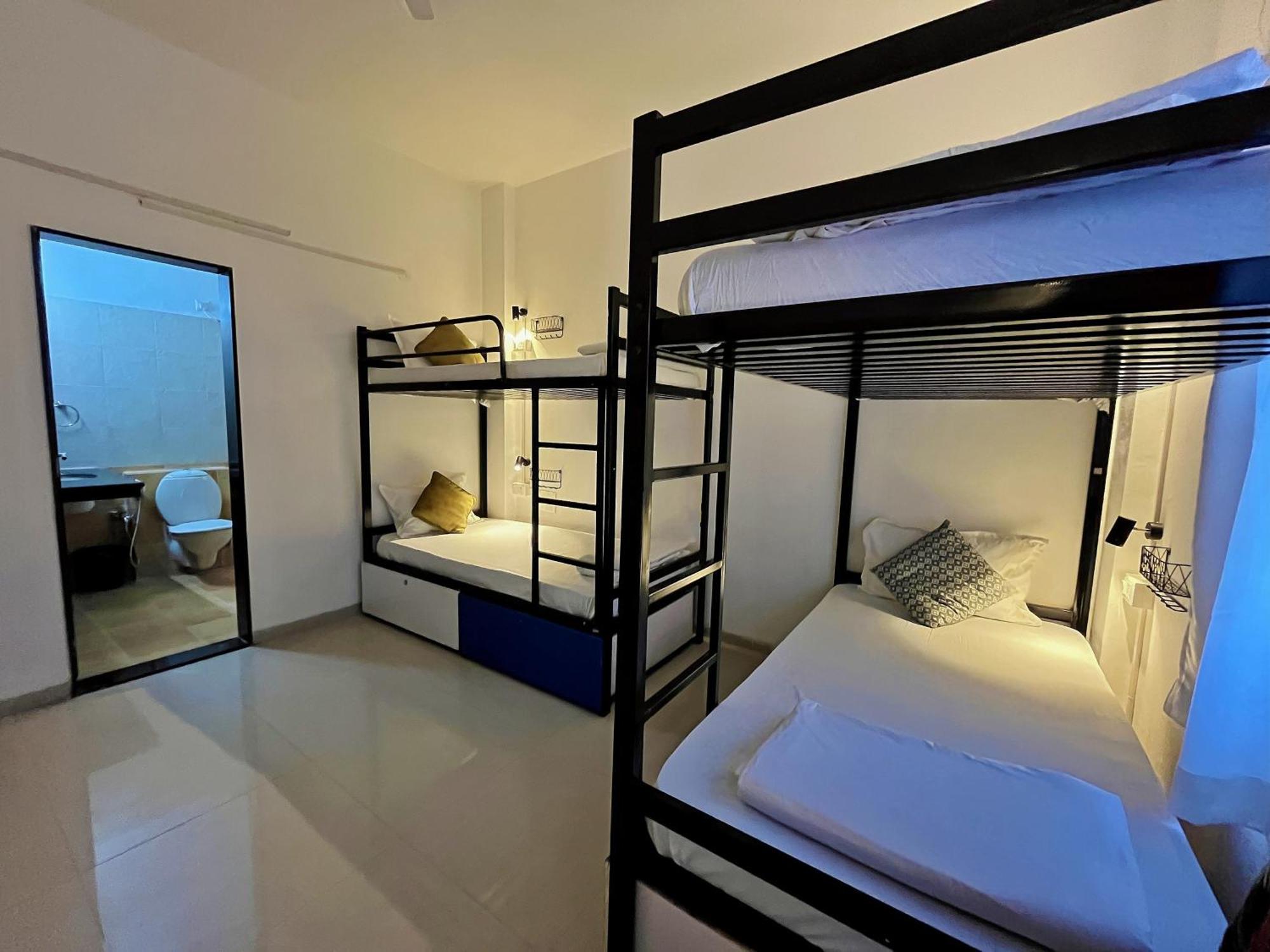 Hoshtel99 - Lux - Stay, Cowork And Cafe - Luxurious Bungalow Pune Exteriör bild